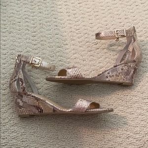 Thalia animal print wedges worn one time in EUC